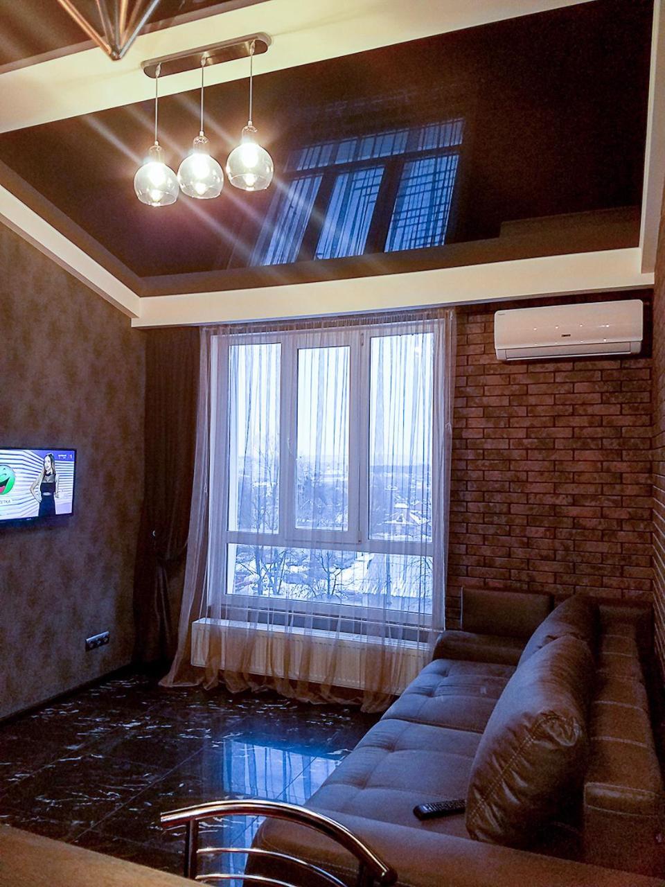 В Стиле Loft 2Ухэтажная Квартира. Leilighet Kharkiv Eksteriør bilde