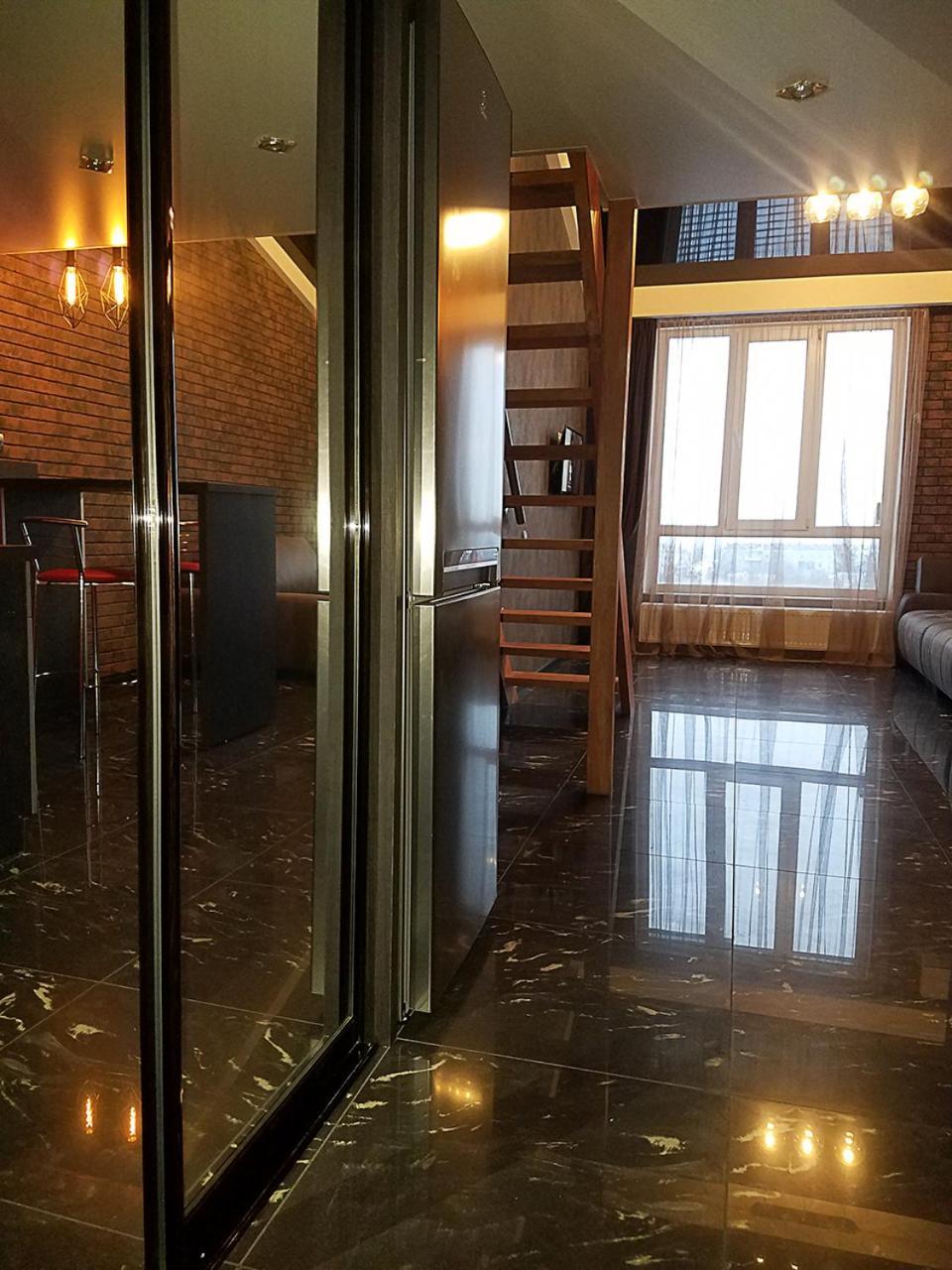 В Стиле Loft 2Ухэтажная Квартира. Leilighet Kharkiv Eksteriør bilde