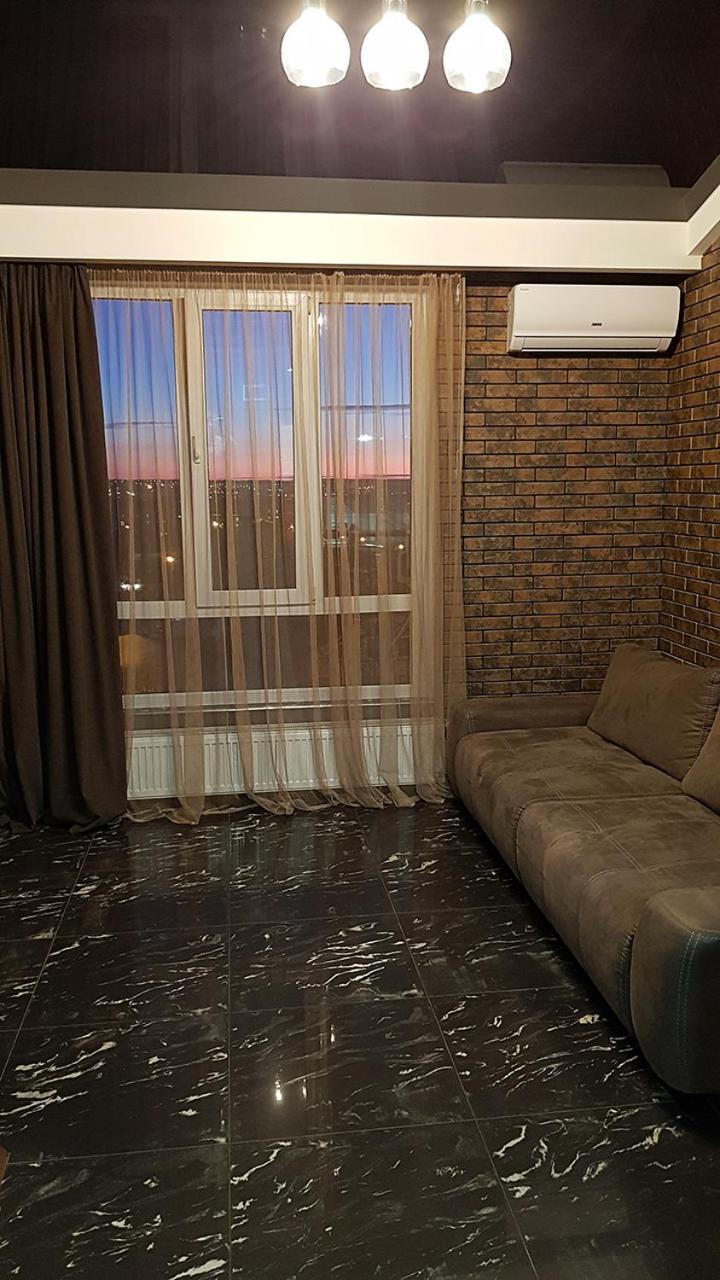 В Стиле Loft 2Ухэтажная Квартира. Leilighet Kharkiv Eksteriør bilde